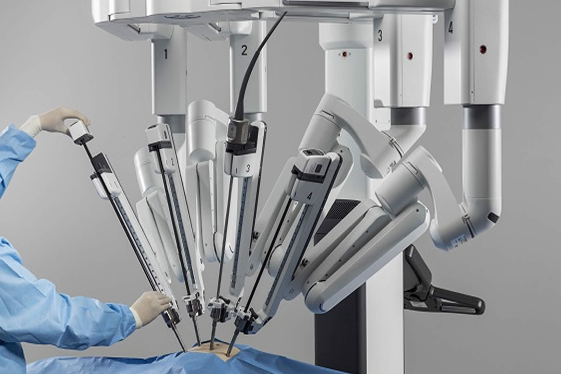 <CIRUGIA ROBOTICA ECUADOR>