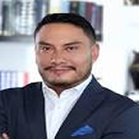 <dr byron vaca>
